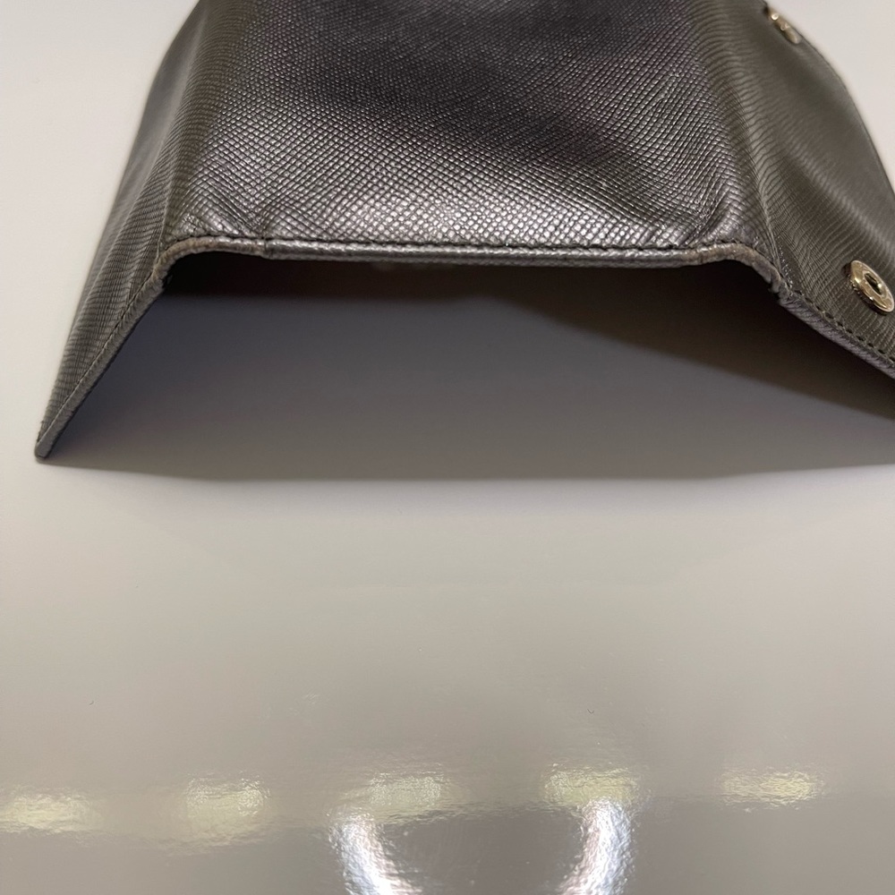 Prada Gunmetal Saffiano Key Holder / Card Tri-Fold Organizer Unisex - Picture 10 of 13